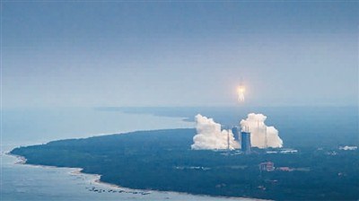 科学家首次构筑“异维超结构”