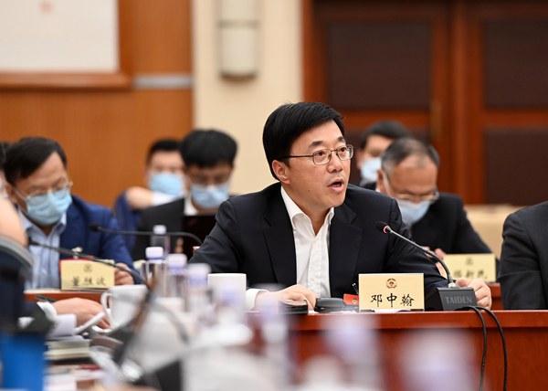 全国政协委员邓中翰：科技工作者要有科技报国的胸怀和担当
