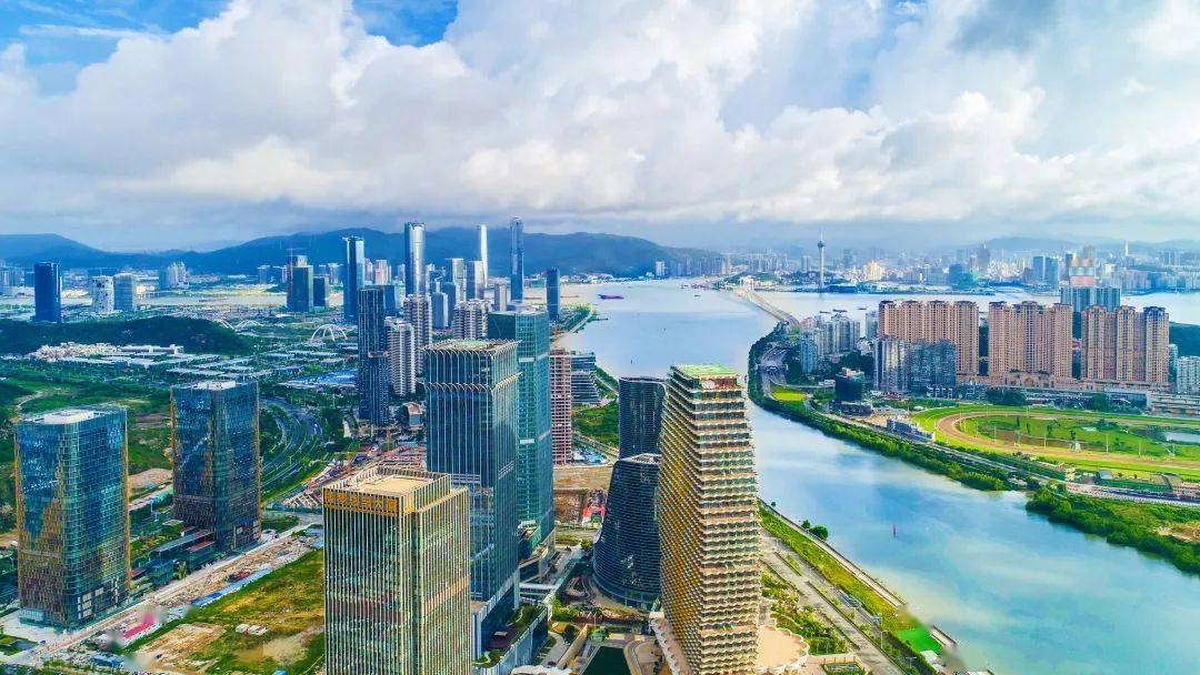 先进制造业集聚成“群” 产业链竞争力稳步提升